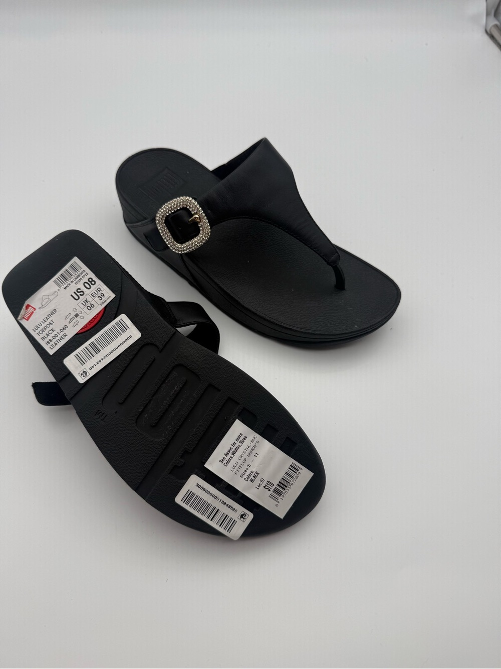 FitFlop Lulu Crystal Buckle Black Leather Toe-Post Sandals US 8